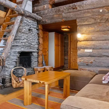 Sallanhelmi E2 By Interhome