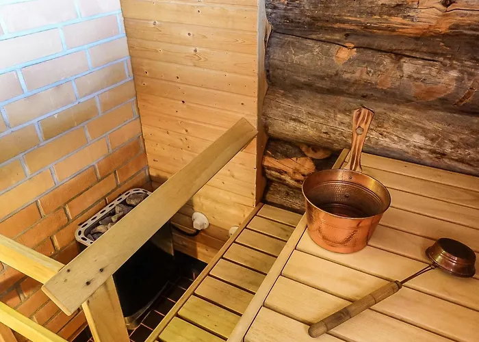 Sallanhelmi E2 By Interhome * 萨拉